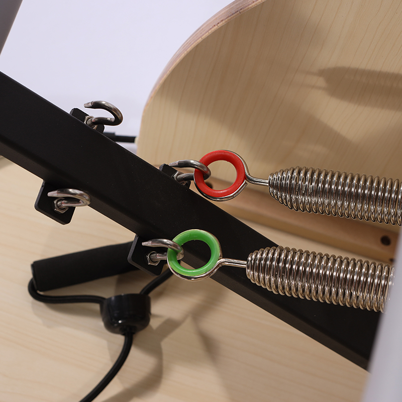 Silla de Pilates y Reformer de - Pilates And Yoga Combined reseña y precio