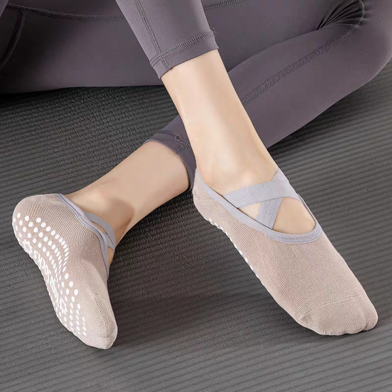 Calcetines de Yoga Profesional - Pilates & Yoga Reversible Mockneck Sweatshirt reseña y precio